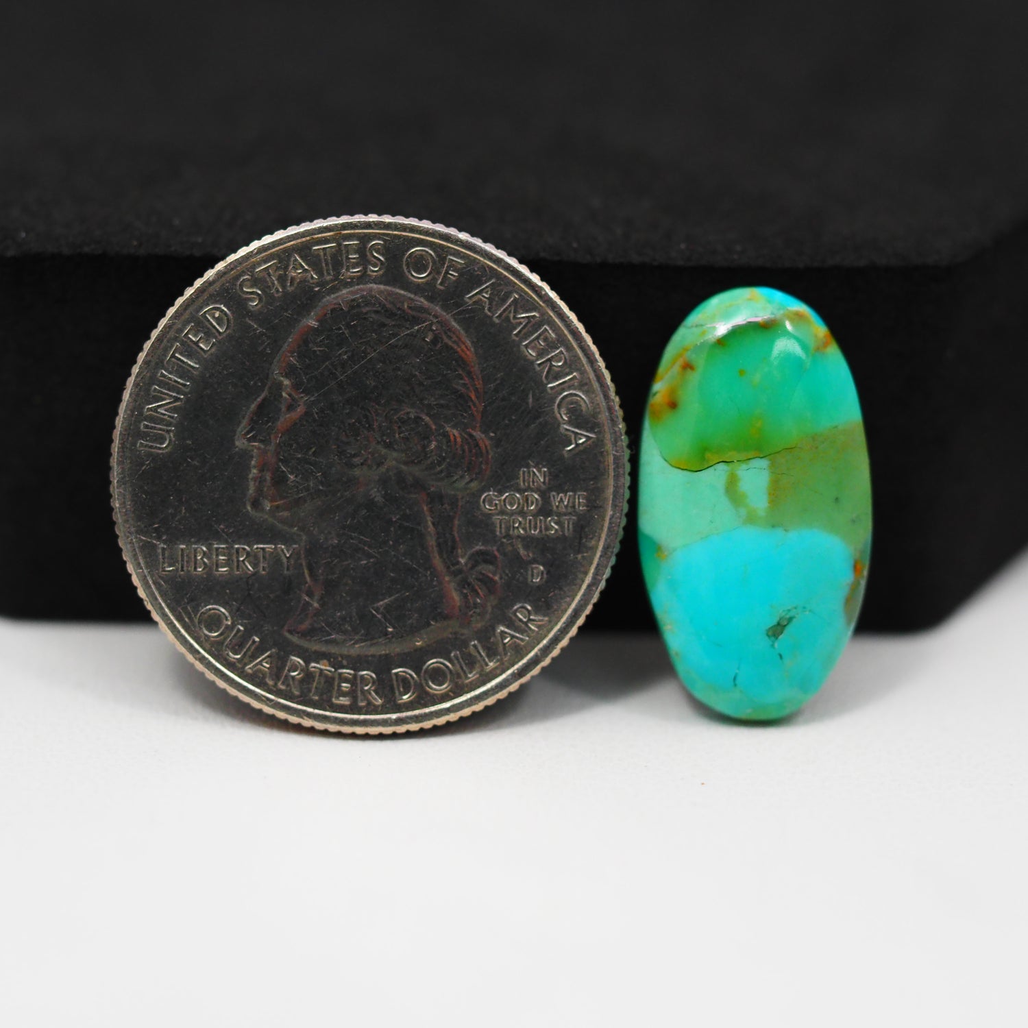 Natural Mohave Turquoise Oval Cabochon 20x11mm 5.5ct - Green - Pedra Gems