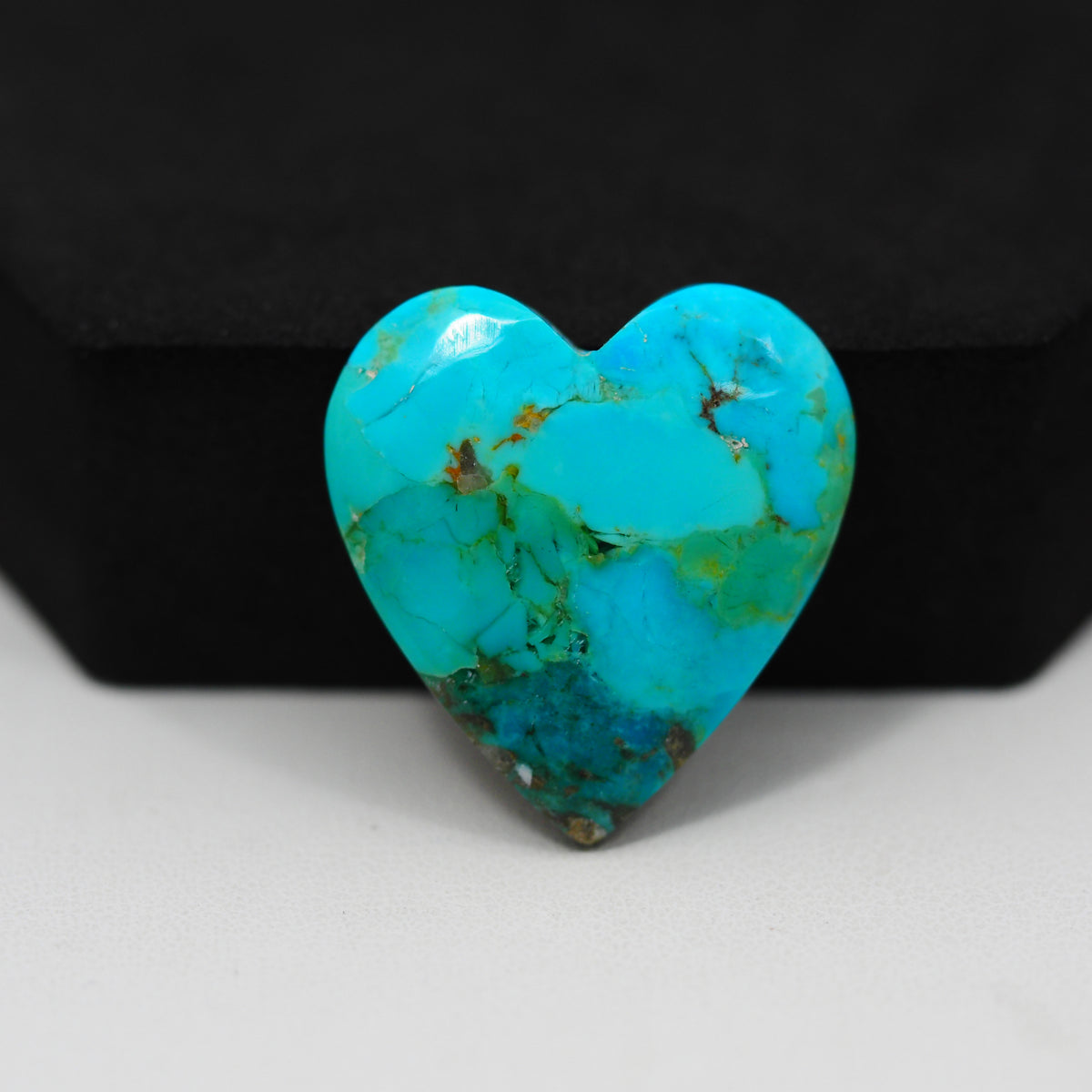 Natural Mohave Turquoise Heart Cabochon 27x24mm 17.5ct - Blue - Pedra Gems