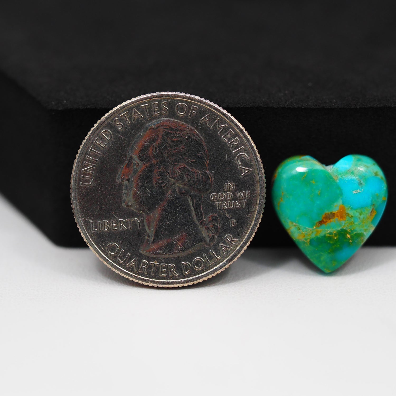 Natural Mohave Turquoise Heart Cabochon 15x15mm 6.5ct - Pedra Gems