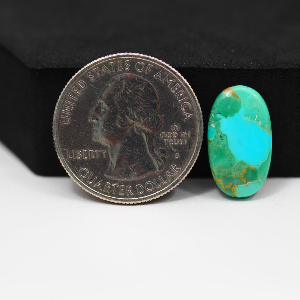 Natural Mohave Turquoise Oval Cabochon 18x10mm 6ct - Pedra Gems