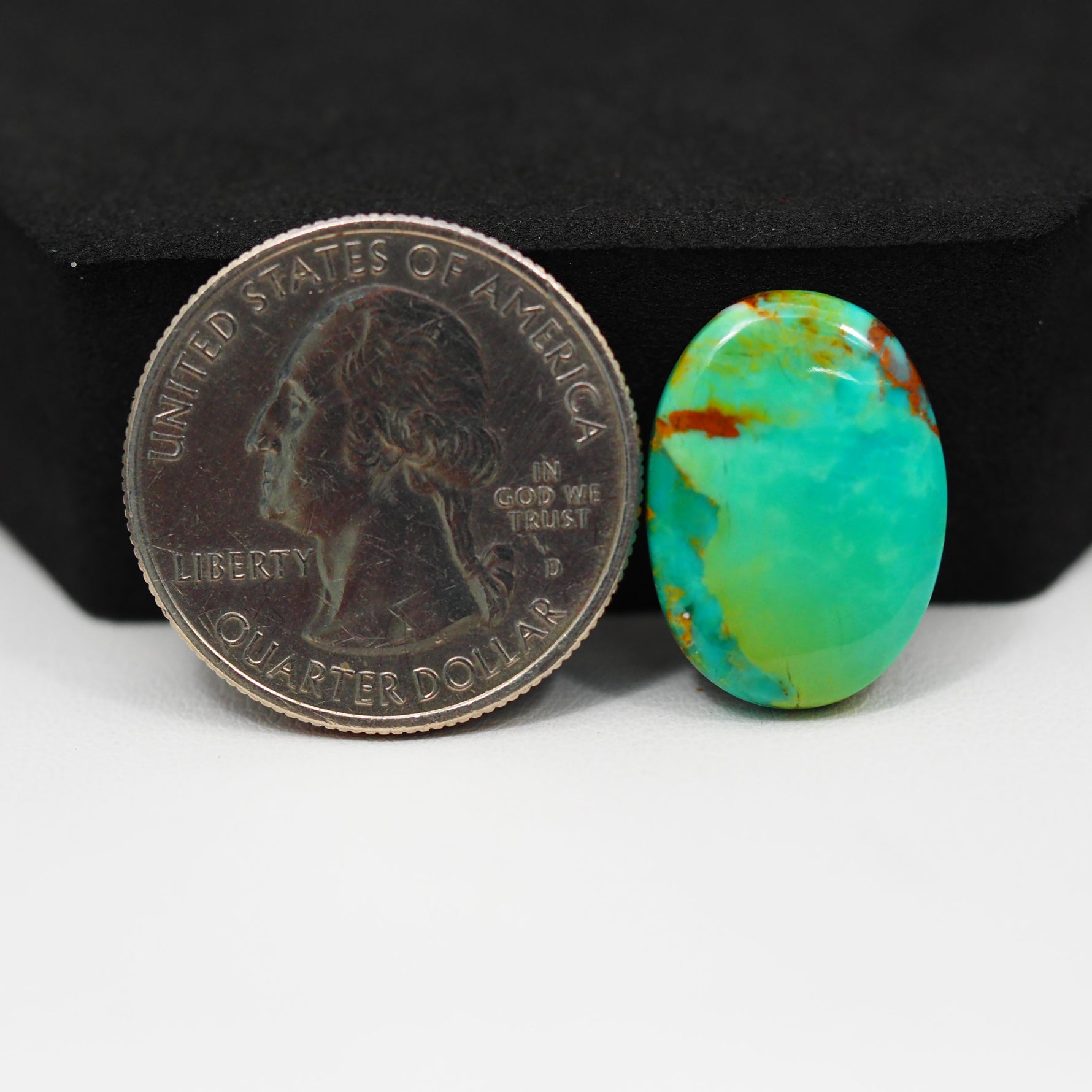 Natural Mohave Turquoise Oval Cabochon 19x14mm 9ct - Pedra Gems