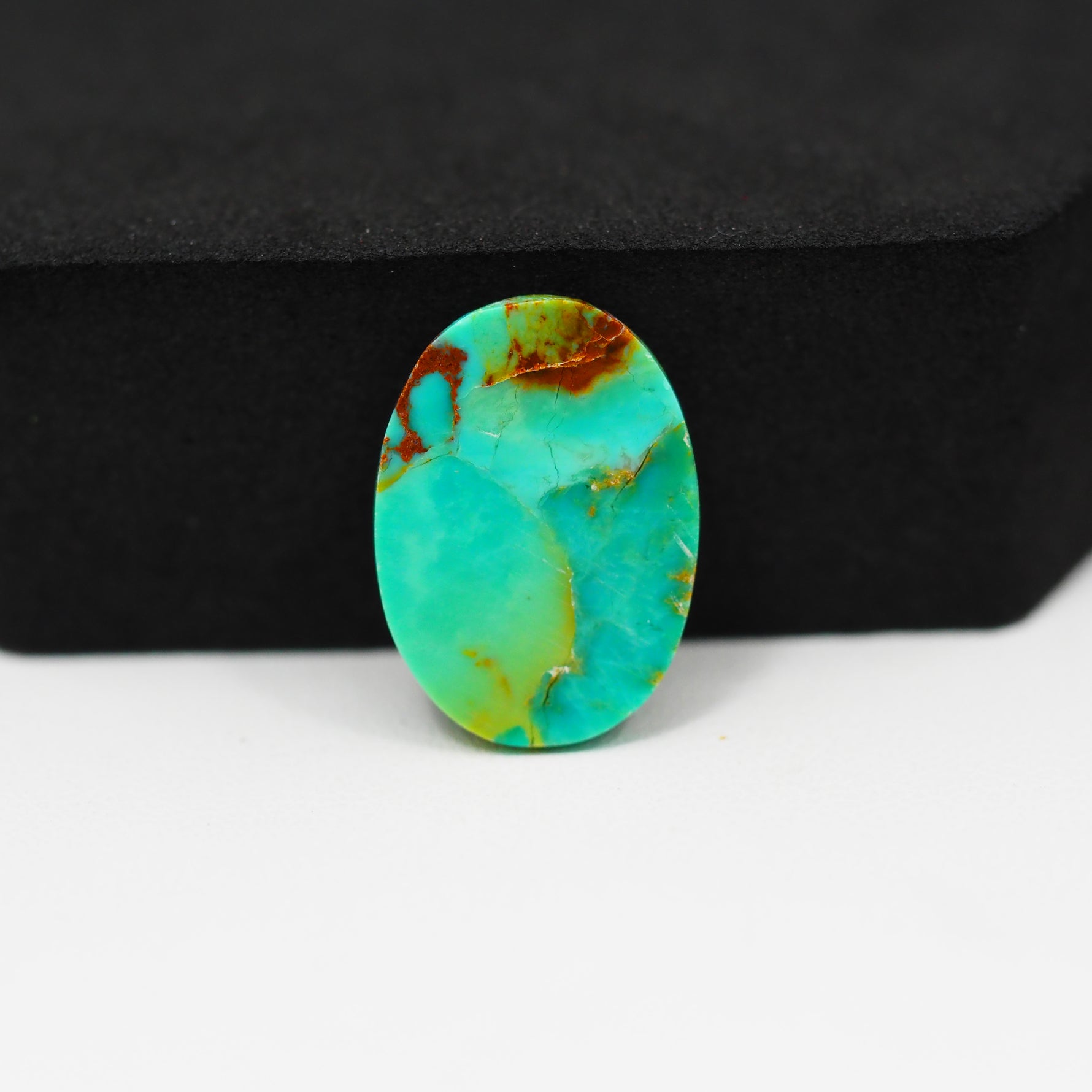 Natural Mohave Turquoise Oval Cabochon 19x14mm 9ct - Pedra Gems