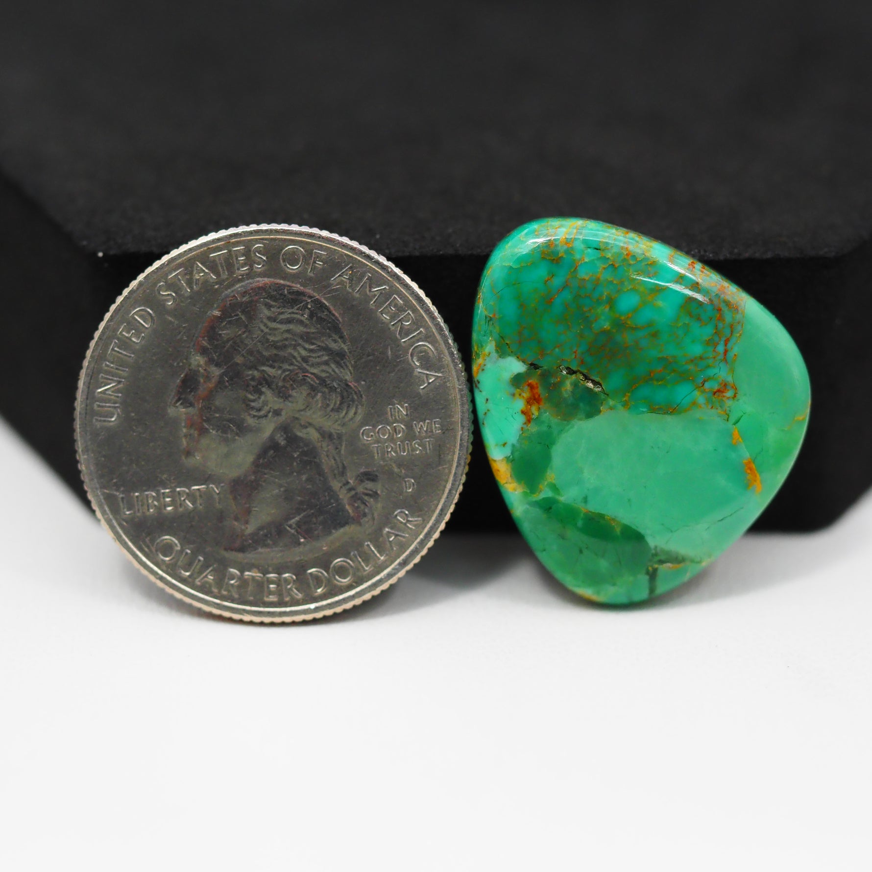 Natural Mohave Turquoise Freeform Cabochon 23x20mm 15ct - Green Rust Matrix - Pedra Gems