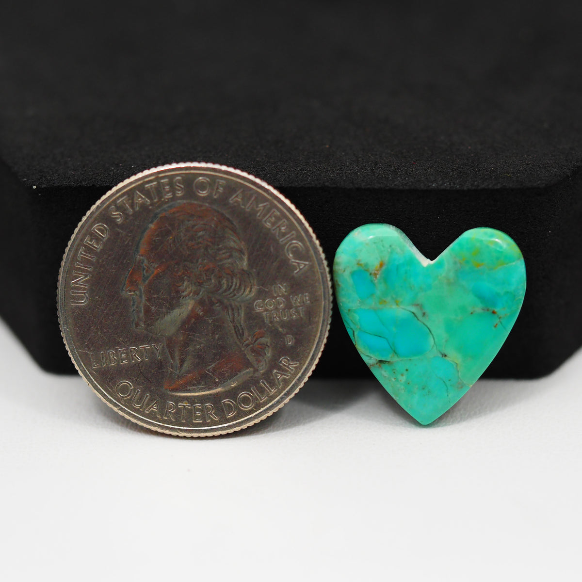 Natural Mohave Turquoise Heart Cabochon 17x17mm 6.5ct - Green - Pedra Gems