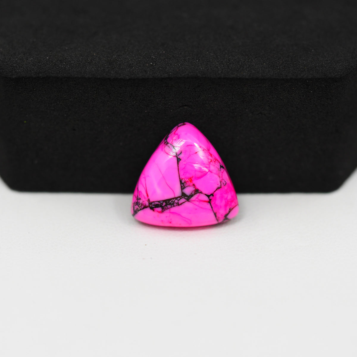 Cherry Blossom Cabochon 13x14mm 5.5ct - Trillion - Pedra Gems.