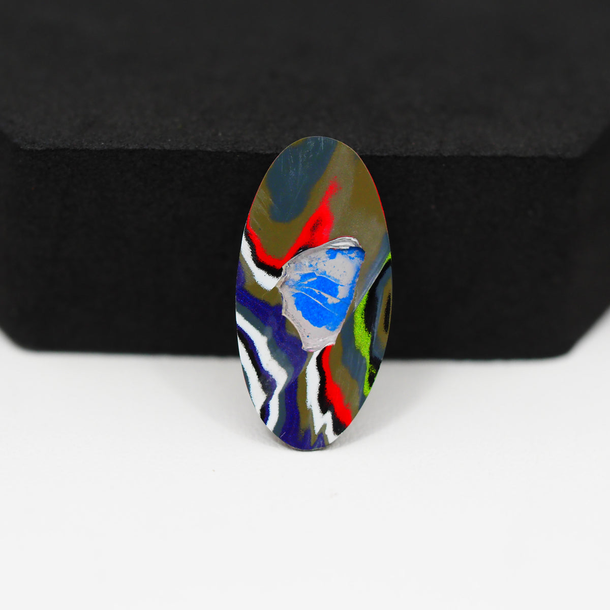 Fordite Agate Cabochon Oval 25x12mm 3ct - Detroit Agate layered paint - Pedra Gems