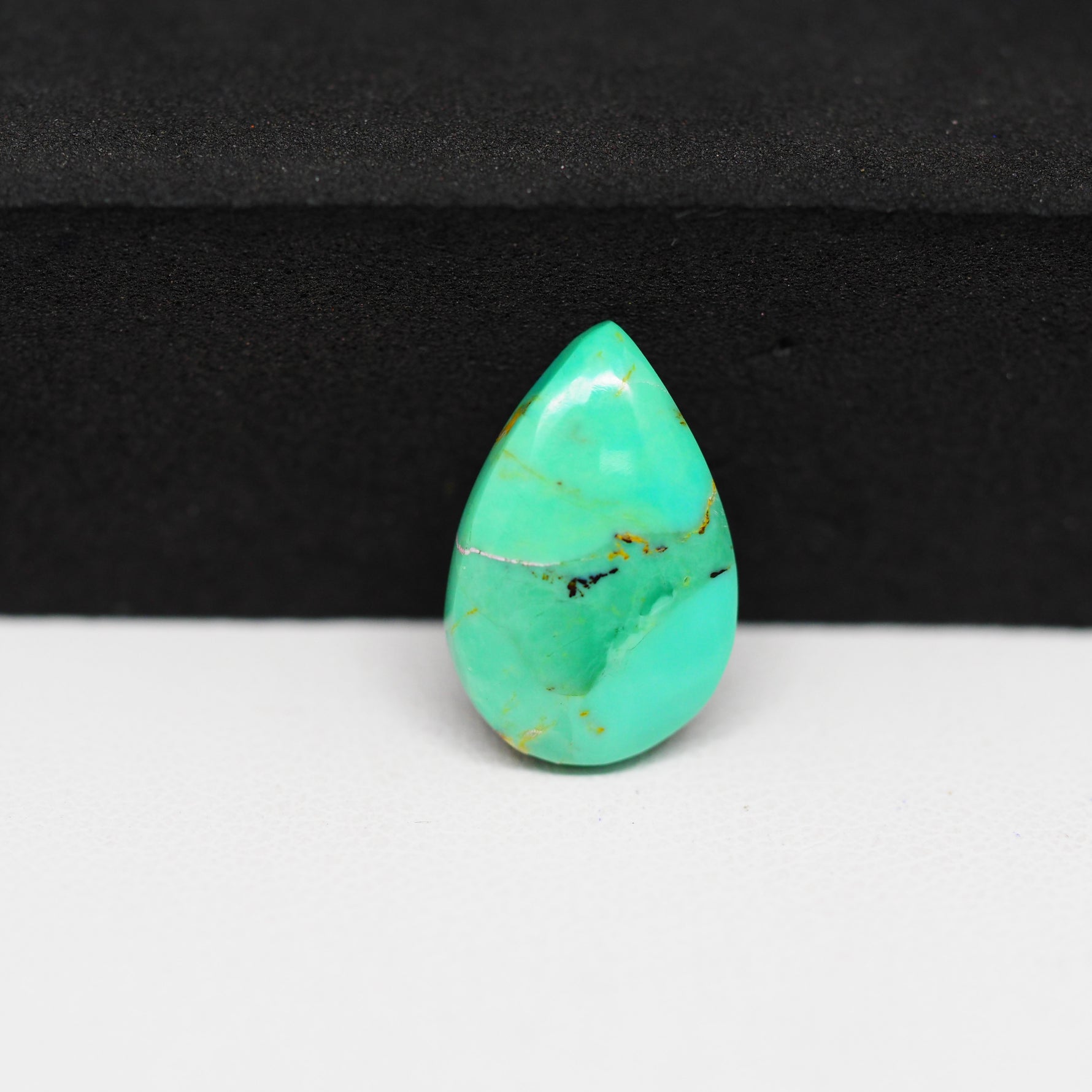 Natural Mohave Turquoise Pear Cabochon 16x11mm 3.5ct - Turquoise - Pedra Gems