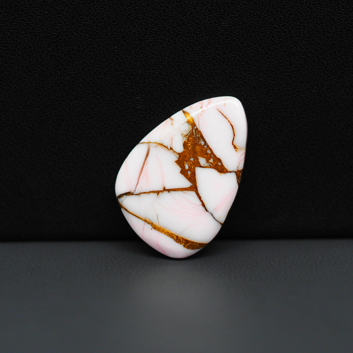 Stabilized Pink Dahlia Freeform Cabochon 25x17x3mm 11ct - soft pink and white with bronze veining, Kingman Arizona - Pedra Gems.