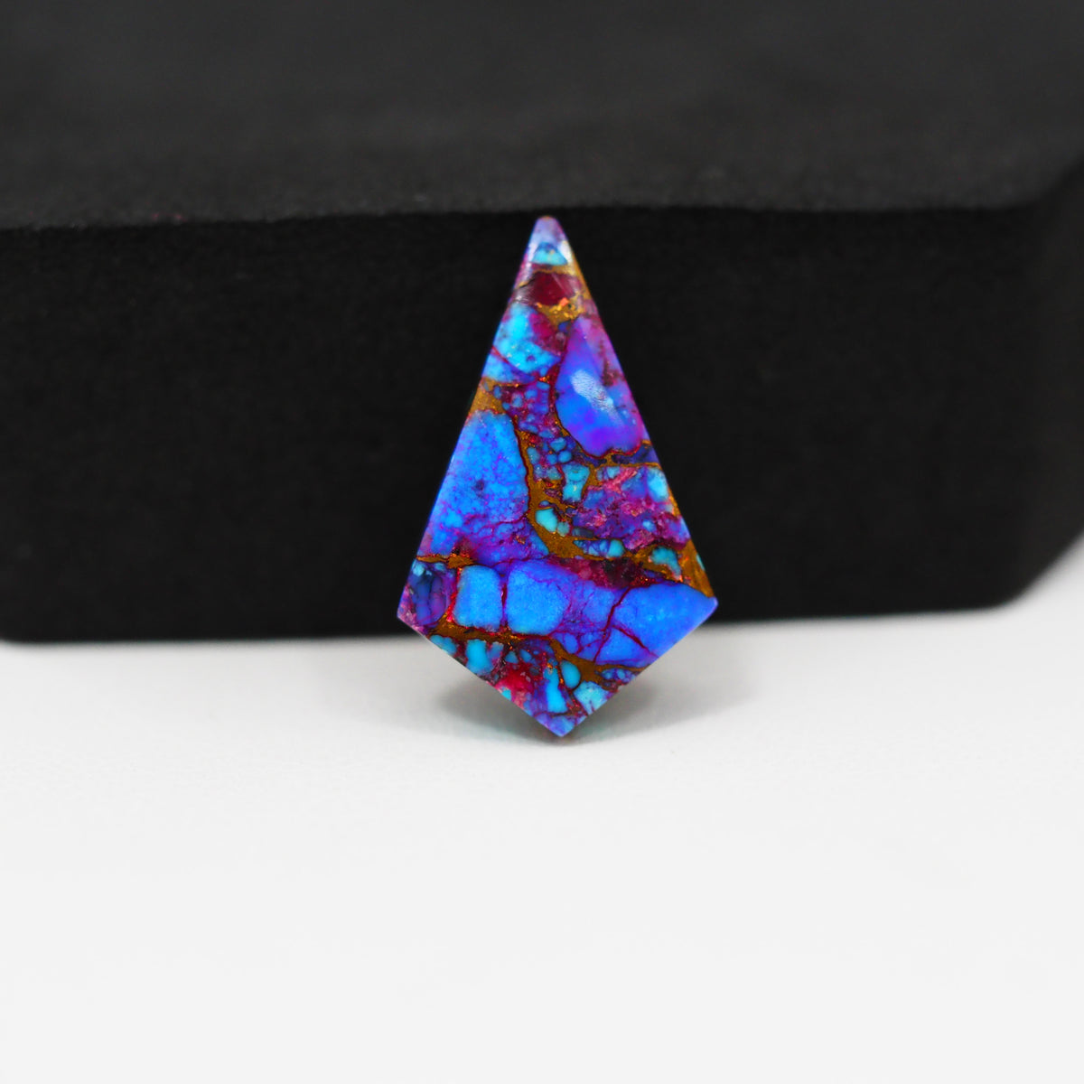 Stabilized Purple Mohave (Mojave) Turquoise Kite Cabochon 22x14x3mm 7.5ct - purple with blue Kingman turquoise nuggets and bronze veining - Pedra Gems.