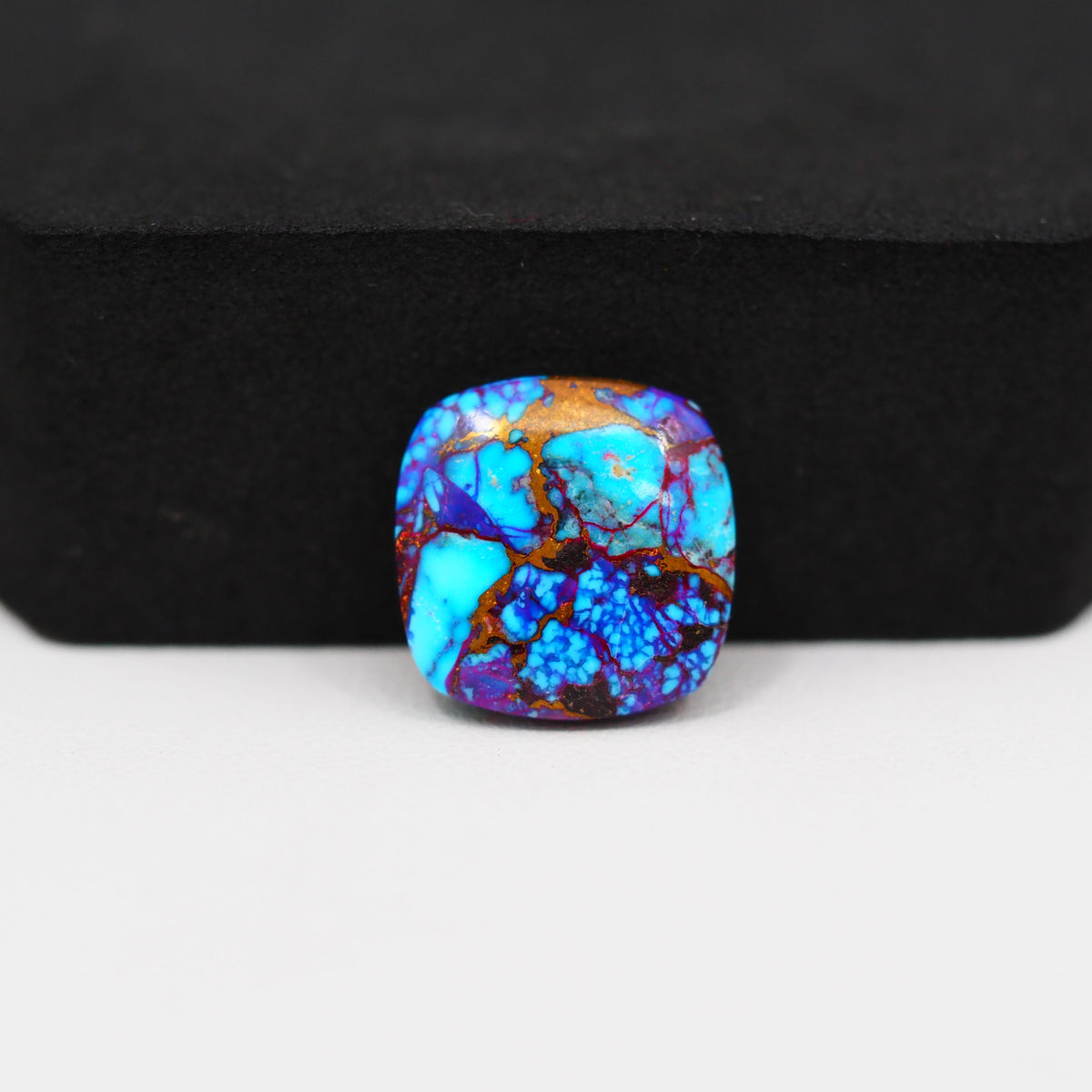 Stabilized Purple Mohave (Mojave) Turquoise Cushion Cabochon 15x15x3mm 7.5ct - purple with blue Kingman turquoise nuggets and bronze veining - Pedra Gems.