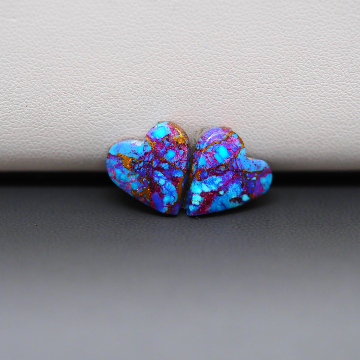 Stabilized Purple Mohave (Mojave) Turquoise heart cabochon pair 12x12x3mm 8.5ct - purple with blue Kingman turquoise nuggets - photo 4 - Pedra Gems.