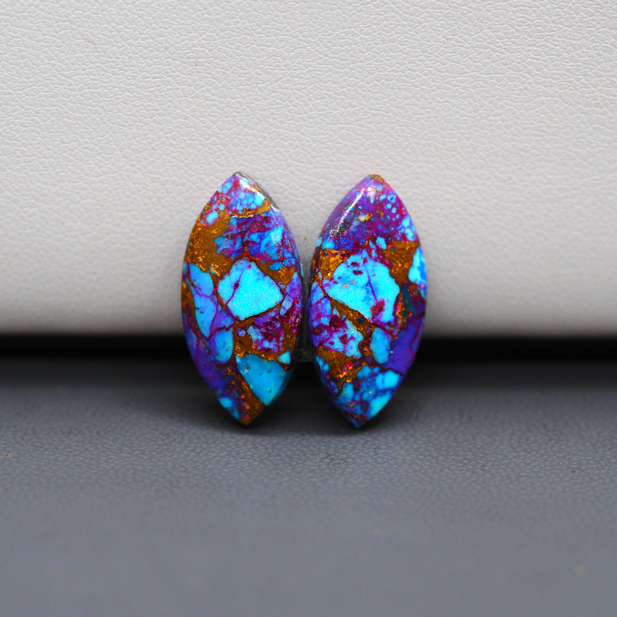 Stabilized Purple Mohave (Mojave) Turquoise marquise cabochon pair 22x11x3mm 13.5ct - purple with blue Kingman turquoise nuggets - photo 4 - Pedra Gems.