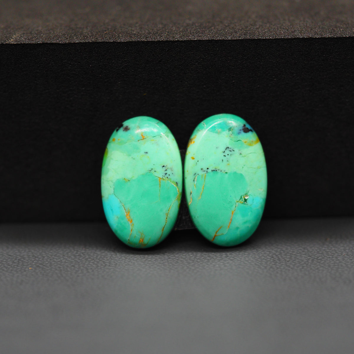 Mohave Mojave turquoise composite pair 19x12x3mm 13ct oval cabochon Kingman - photo 4