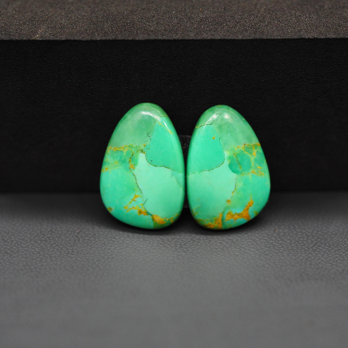 Mohave Mojave turquoise composite pair 20x10x3mm 12.5ct freeform cabochon Kingman - photo 4