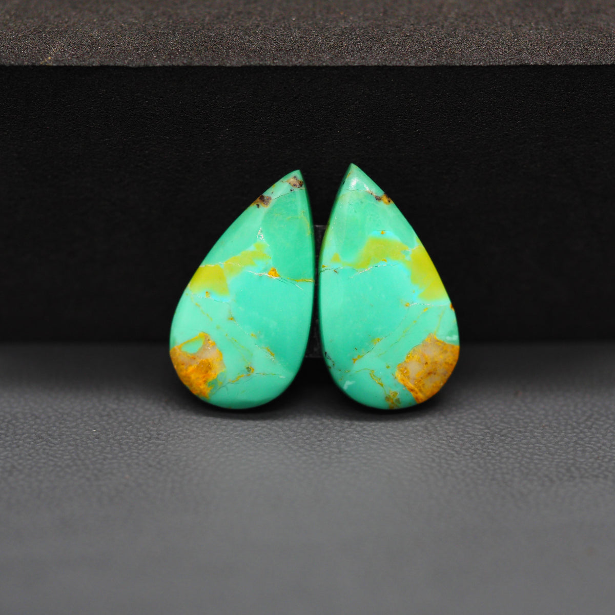 Mohave Mojave turquoise composite pair 22x11x3mm 13.5ct pear cabochon Kingman - photo 4
