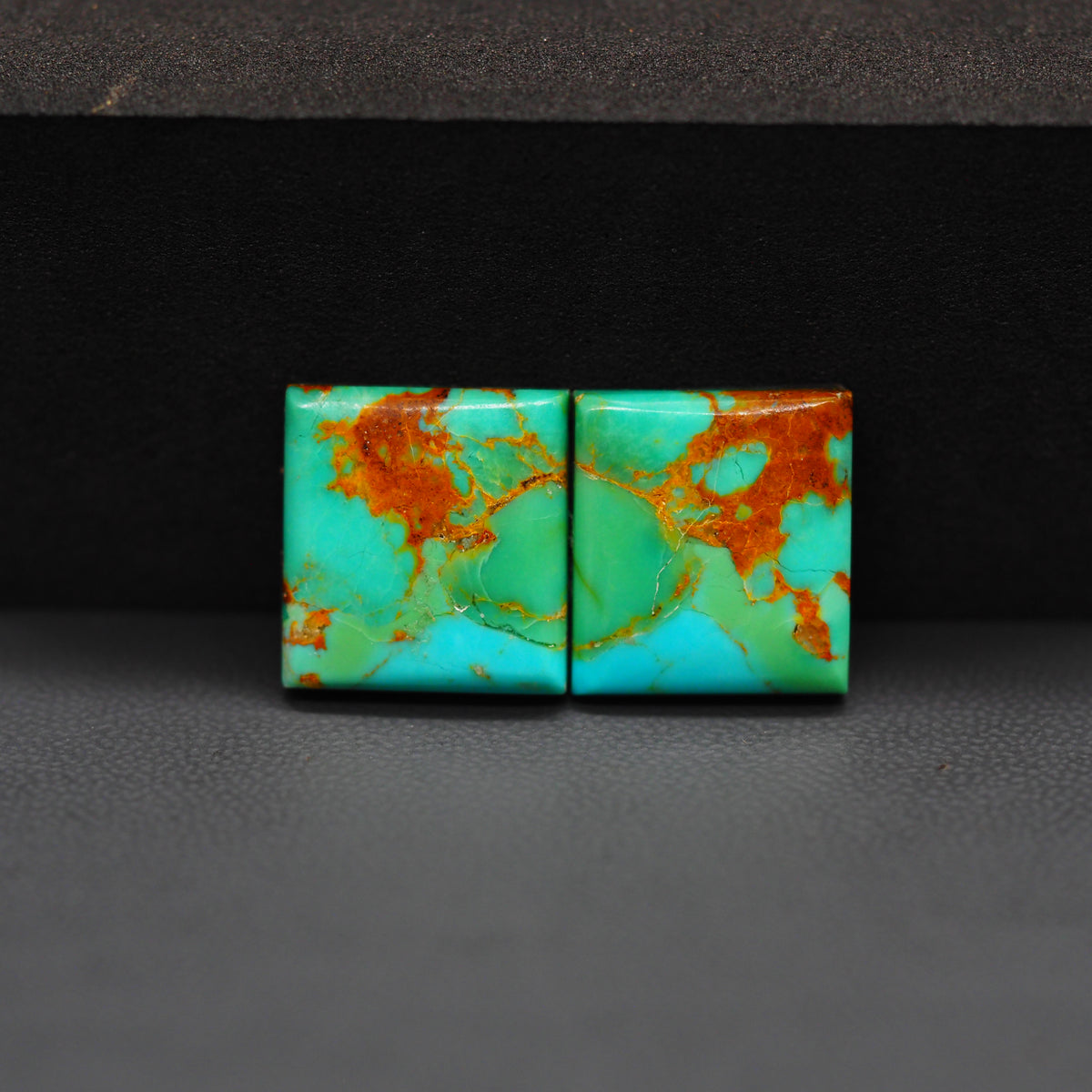 Mohave Mojave turquoise composite pair 20x14x4mm 17ct square cabochon Kingman - photo 4