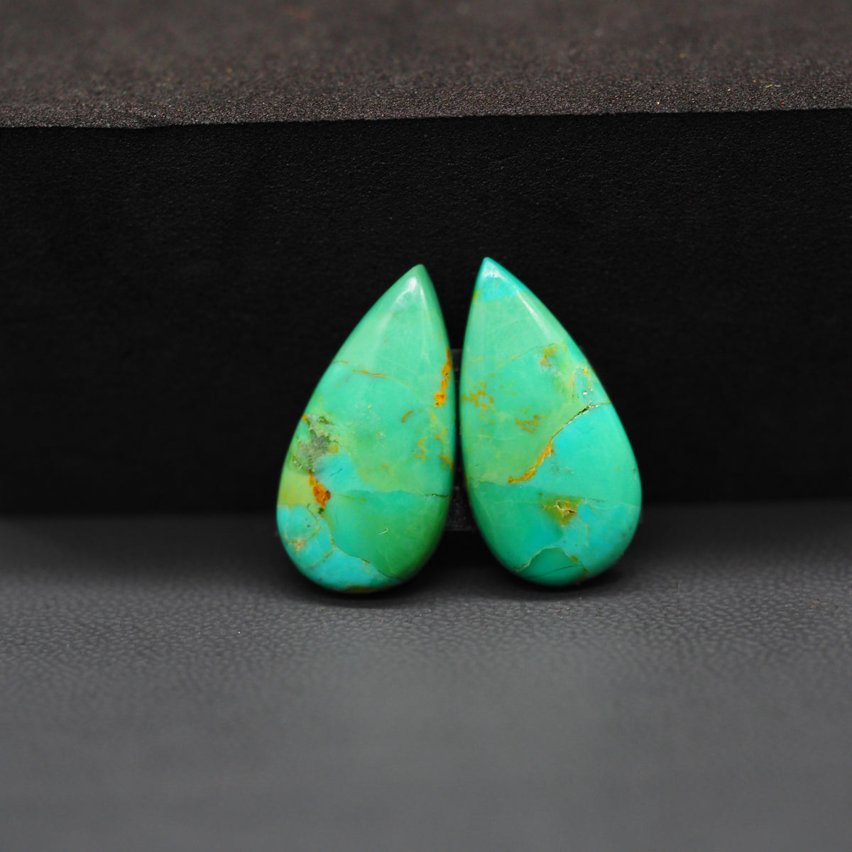 Mohave Mojave turquoise composite pair 22x11x3mm 10.5ct pear cabochon Kingman - photo 4