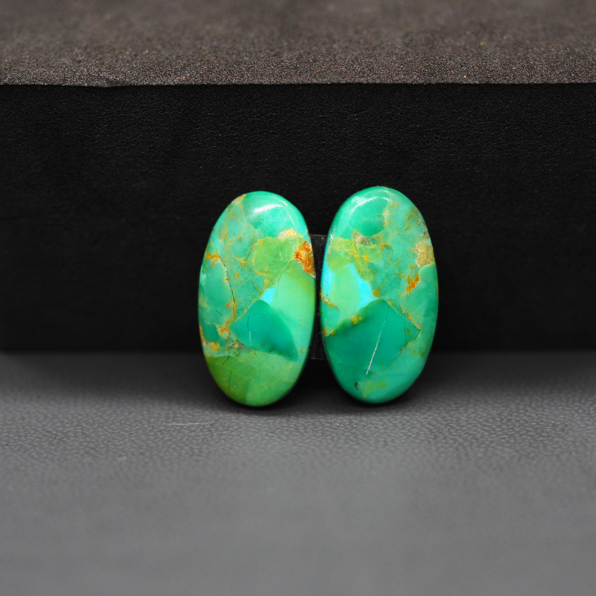 Mohave Mojave turquoise composite pair 20x11x3mm 12.5ct oval cabochon Kingman - photo 4