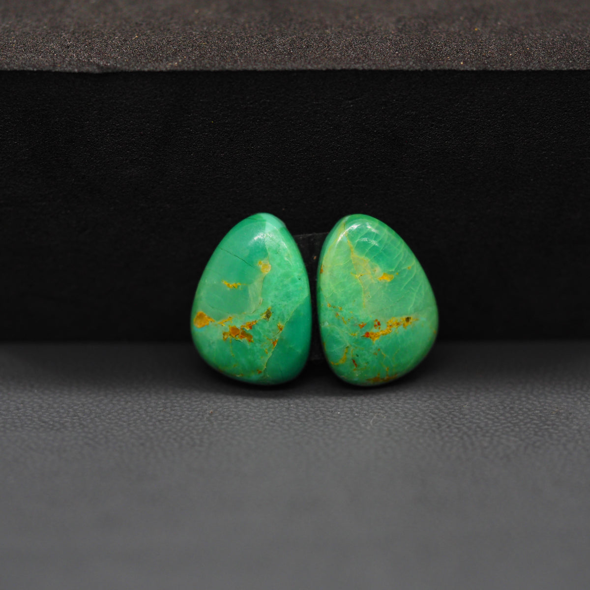 Mohave Mojave turquoise composite pair 16x11x3mm 9ct freeform cabochon Kingman - photo 2