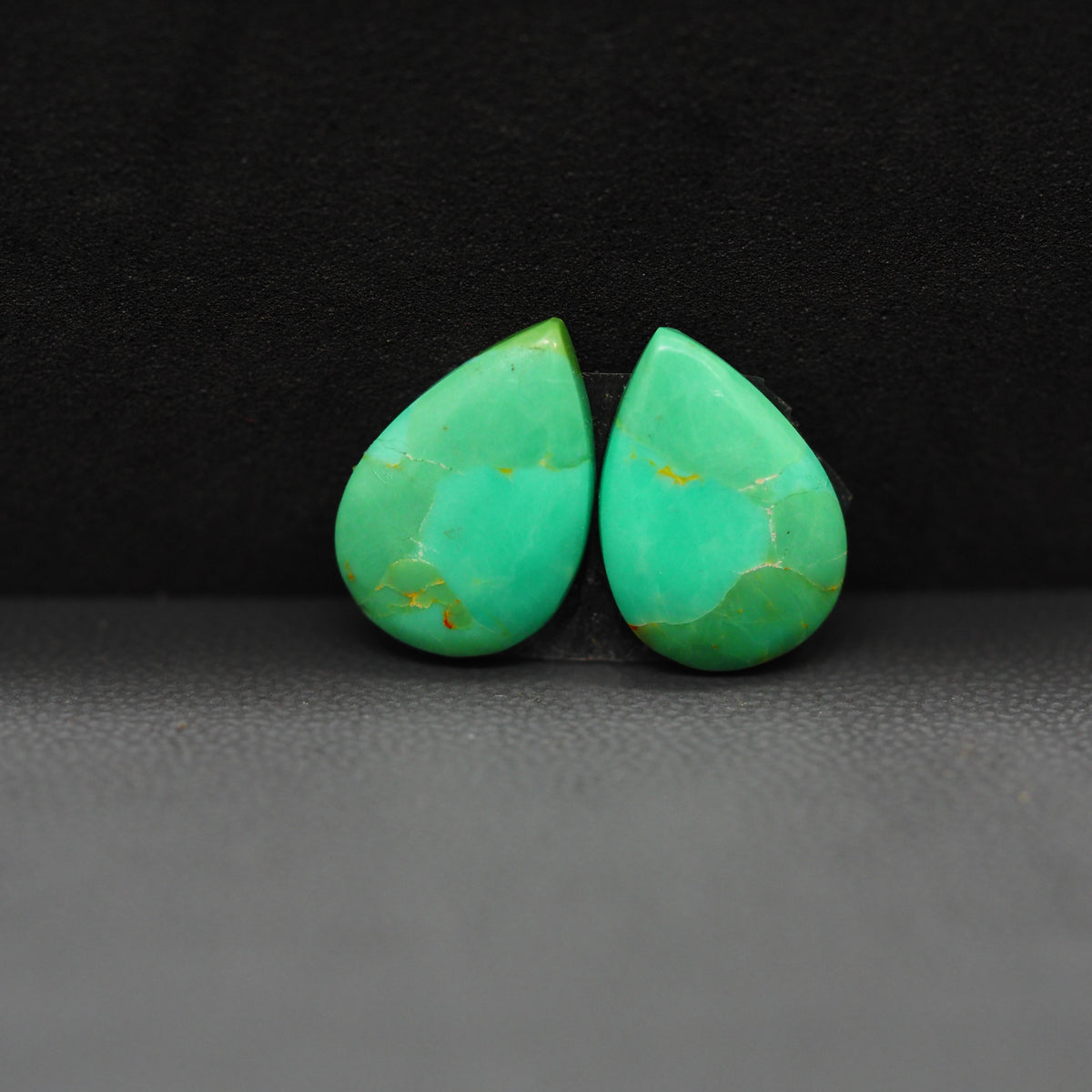 Mohave Mojave turquoise composite pair 15x10x3mm 6ct pear cabochon Kingman - photo 4