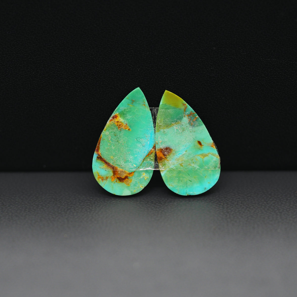 Mohave Mojave turquoise composite pair 20x10x3mm 10.5ct pear cabochon Kingman - photo 3