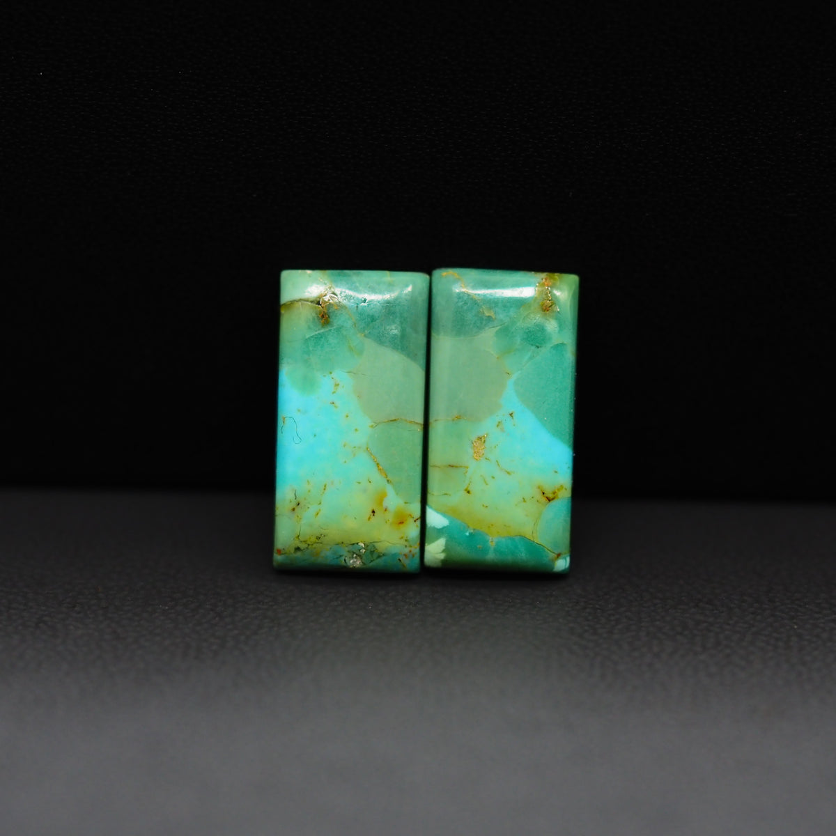 Mohave Mojave turquoise composite pair 19x9x3mm 11.5ct baguette cabochon Kingman - photo 4