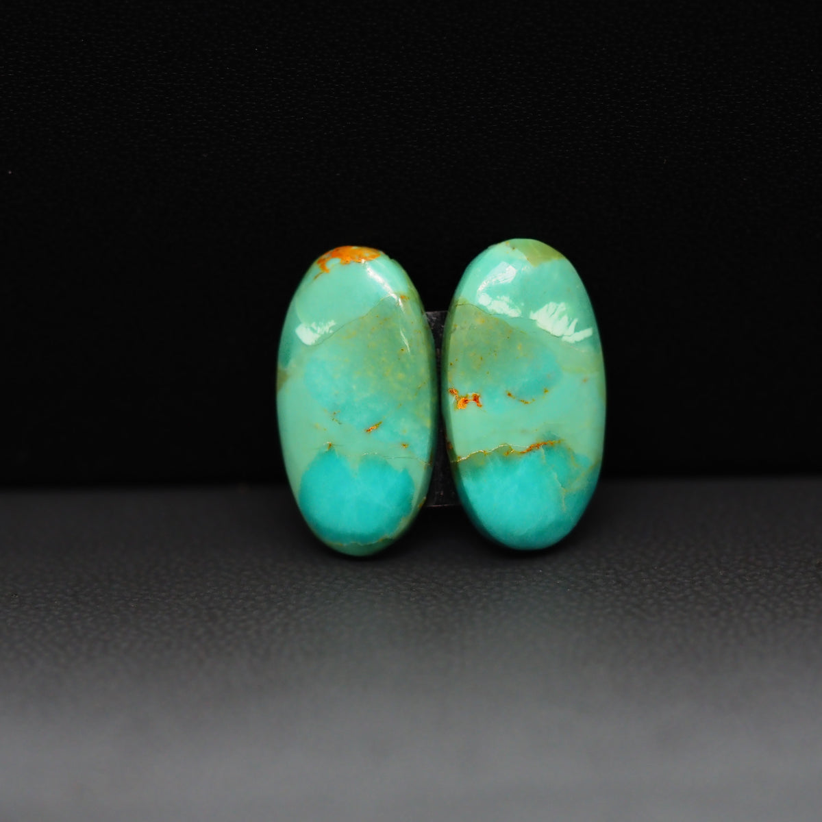 Mohave Mojave turquoise composite pair 19x10x3mm 9.5ct oval cabochon Kingman - photo 4