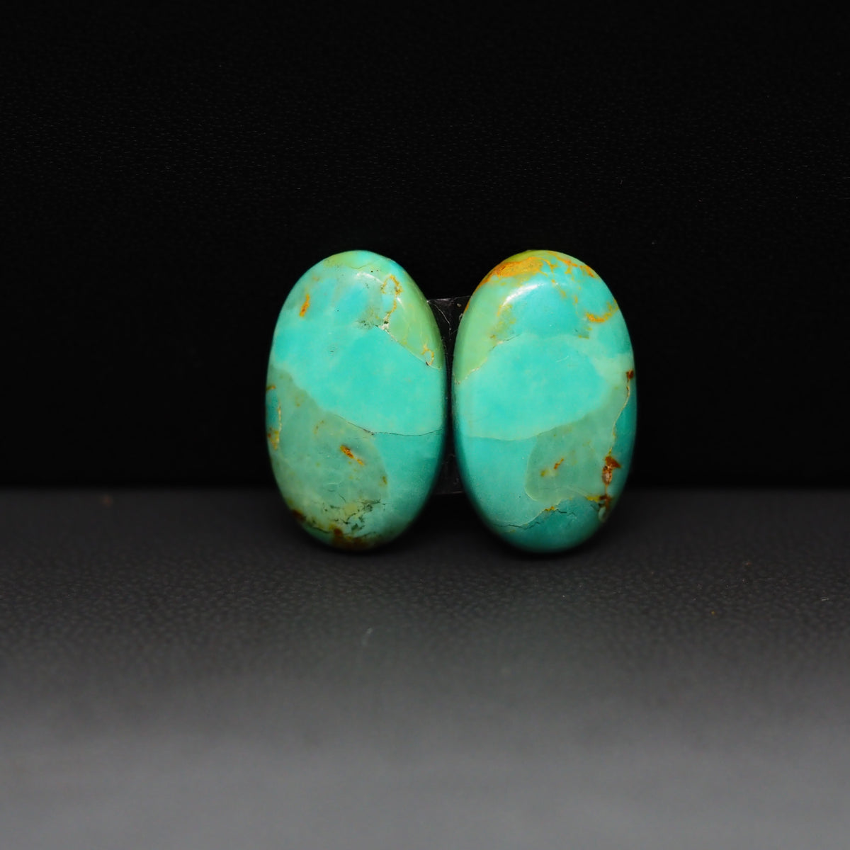 Mohave Mojave turquoise composite pair 18x11x3mm 10.5ct oval cabochon Kingman - photo 2