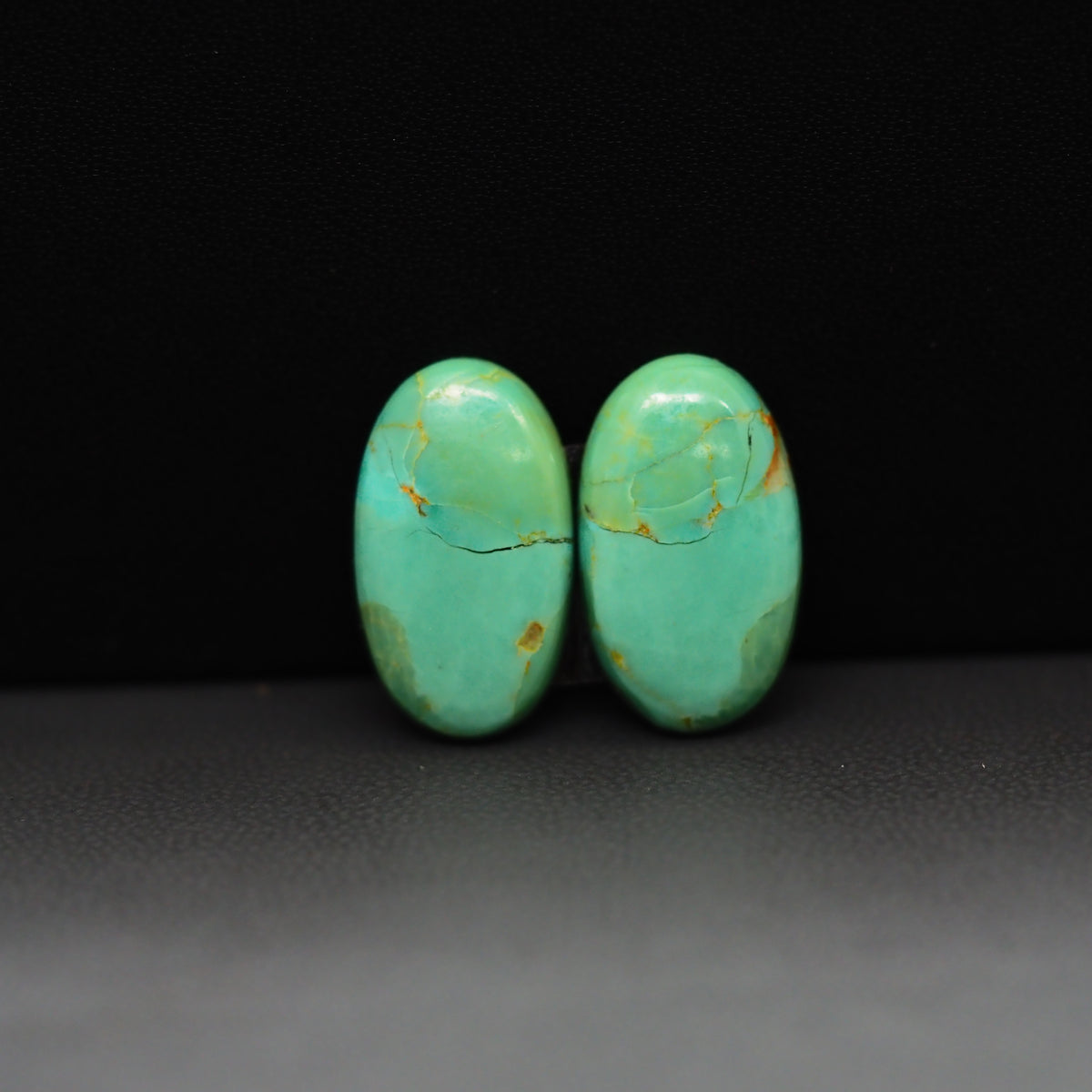 Mohave Mojave turquoise composite pair 19x11x3mm 10.5ct oval cabochon Kingman - photo 4