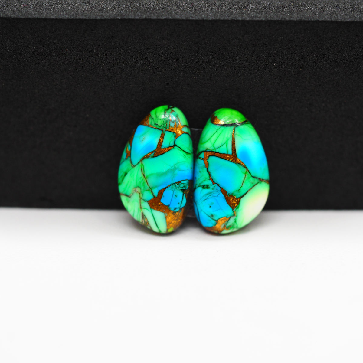 Peacock Dahlia composite pair 17x10x3mm 10.5ct freeform cabochon - photo 4
