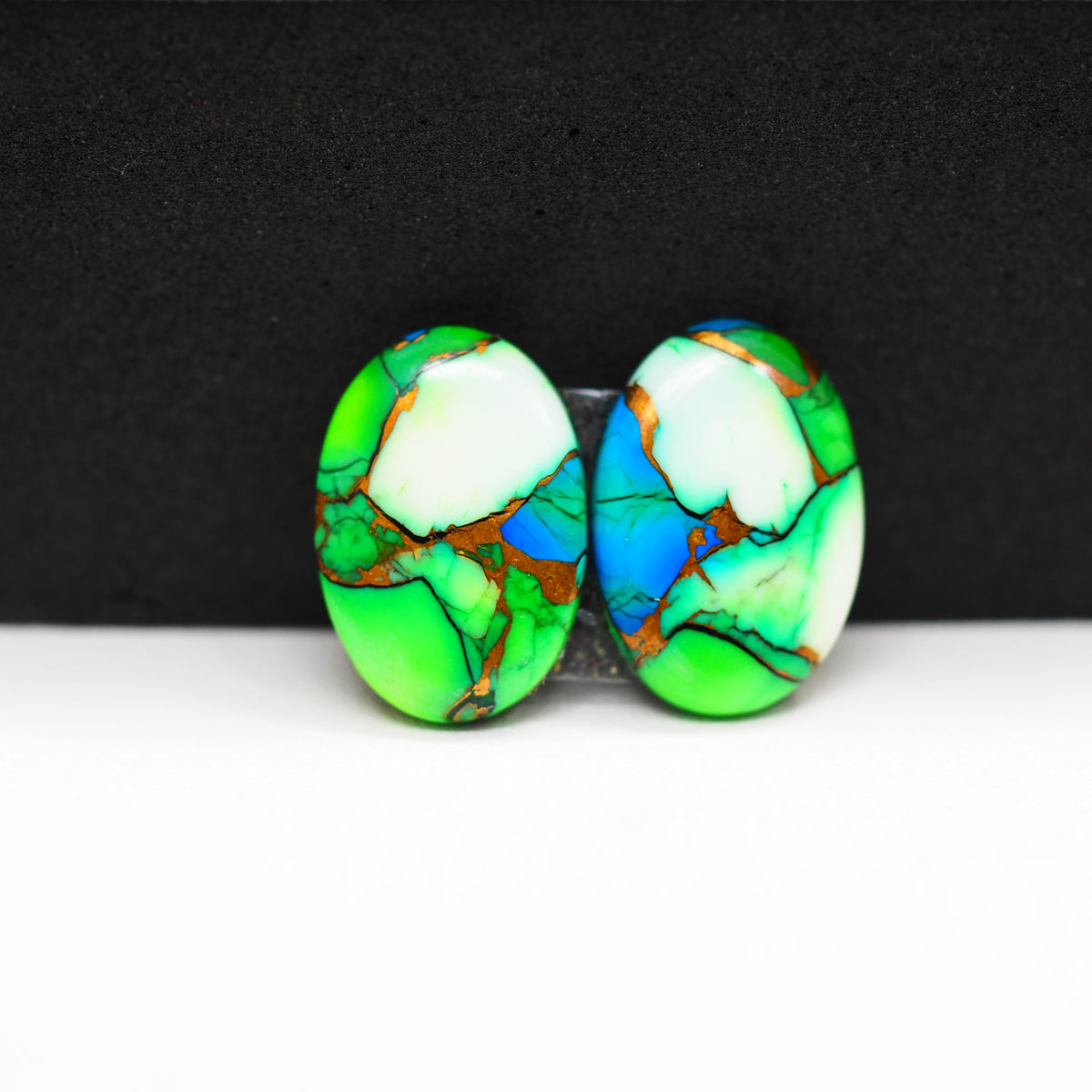Peacock Dahlia composite pair 15x11x3mm 11.5ct oval cabochon - photo 2