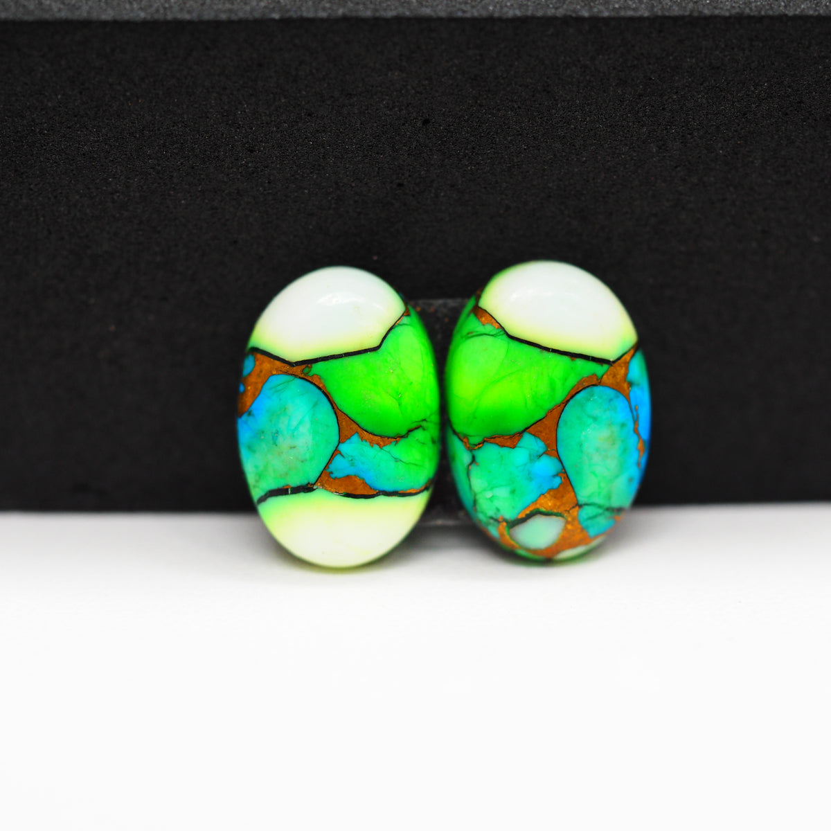 Peacock Dahlia composite pair 16x11x3mm 12.5ct oval cabochon - photo 4