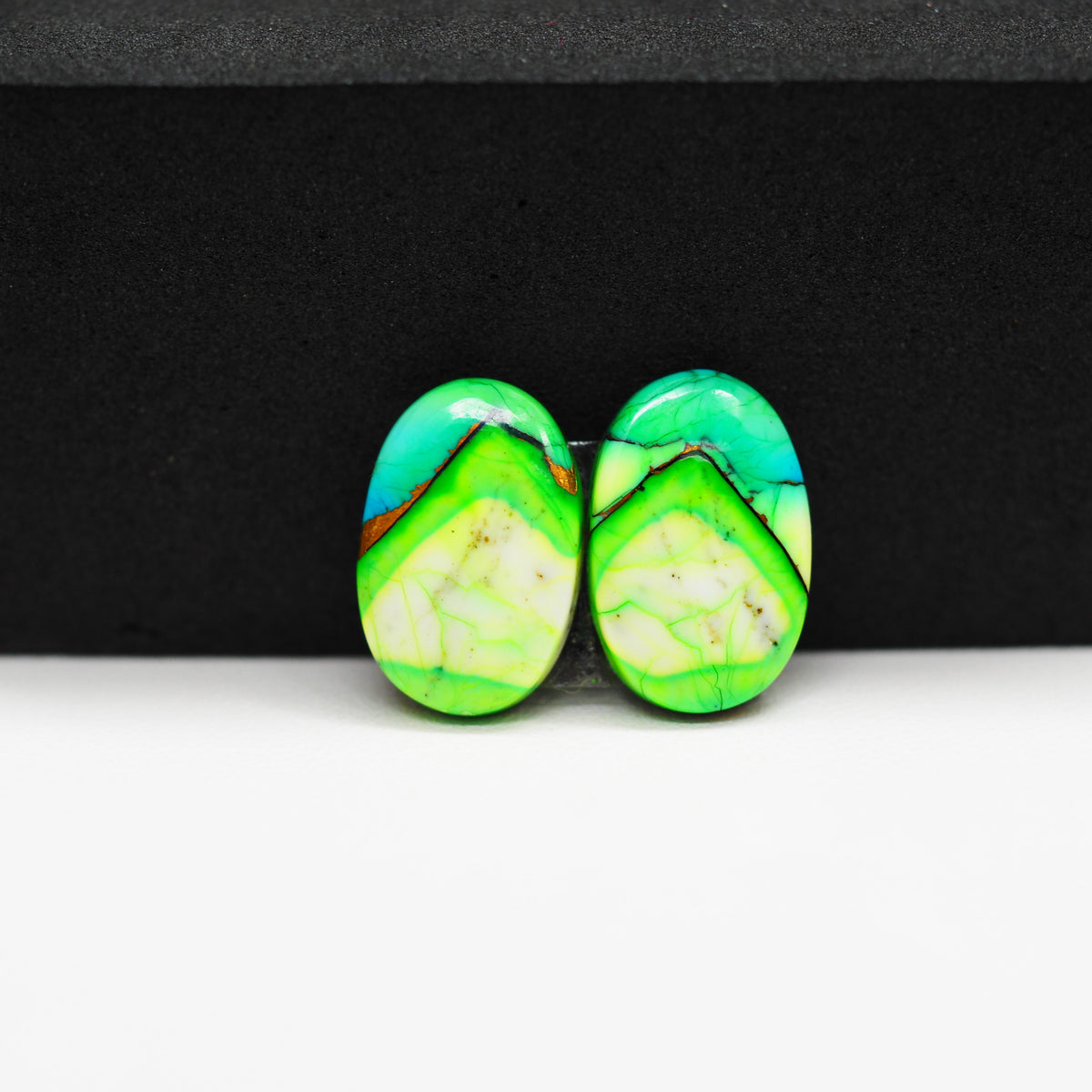 Peacock Dahlia composite pair 16x10x3mm 10ct oval cabochon - photo 4