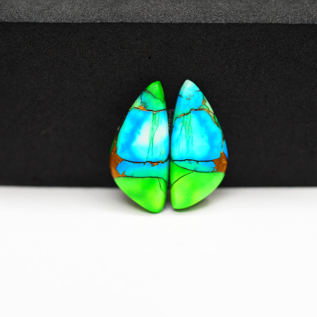 Peacock Dahlia composite pair 20x9x3mm 10ct freeform cabochon - photo 4