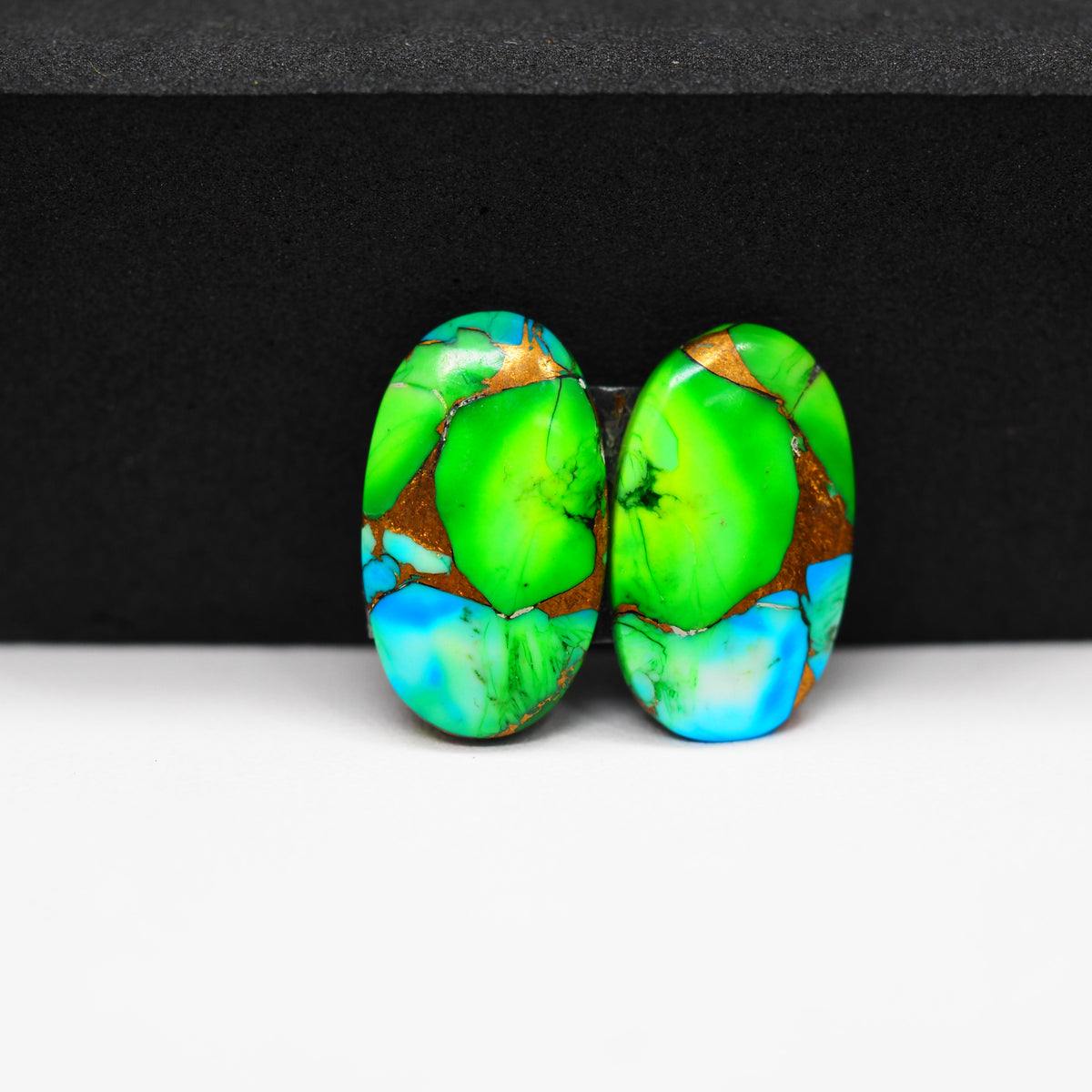 Peacock Dahlia composite pair 19x12x3mm 15ct oval cabochon - photo 4