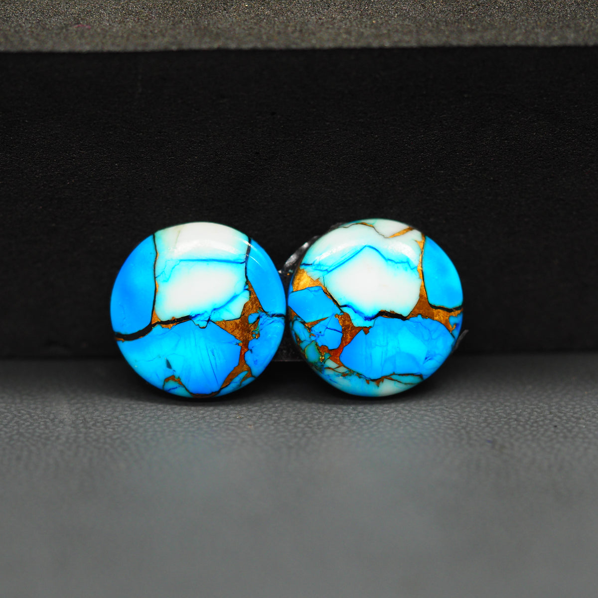 Kingman Ice Blue Dahlia Round Cabochon Pair 14x14x3mm 11ct - icy blue and white stone with copper veining - Pedra Gems