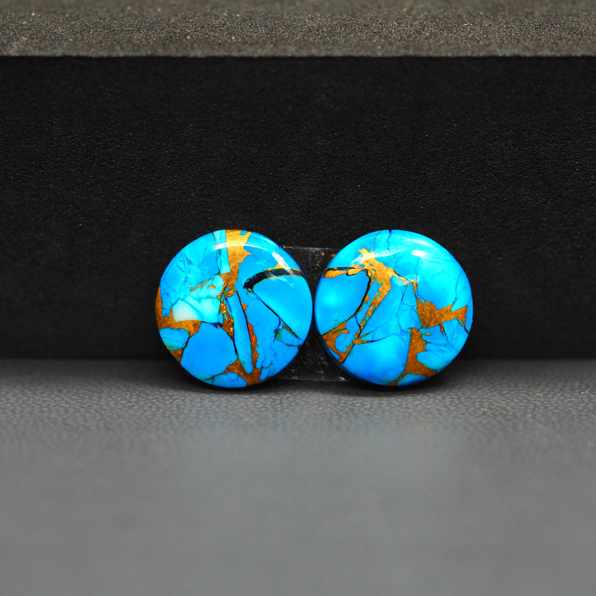 Kingman Ice Blue Dahlia Composite Round Cabochon Pair 14x14x3mm 11.5ct - icy blue and white stone with copper veining - Pedra Gems