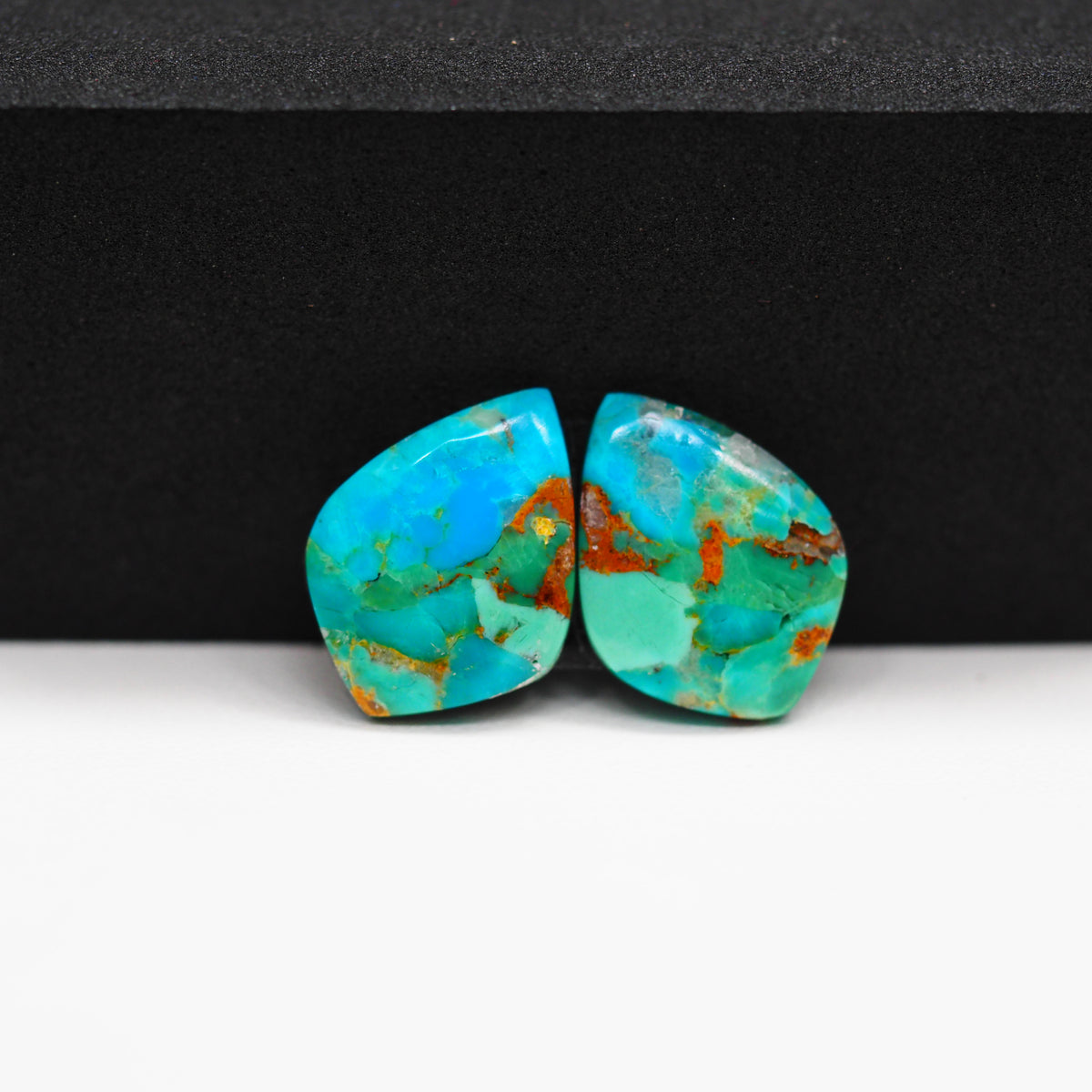 Mohave Buffalo composite pair 17x13x3mm 11ct kite cabochon Kingman - photo 4