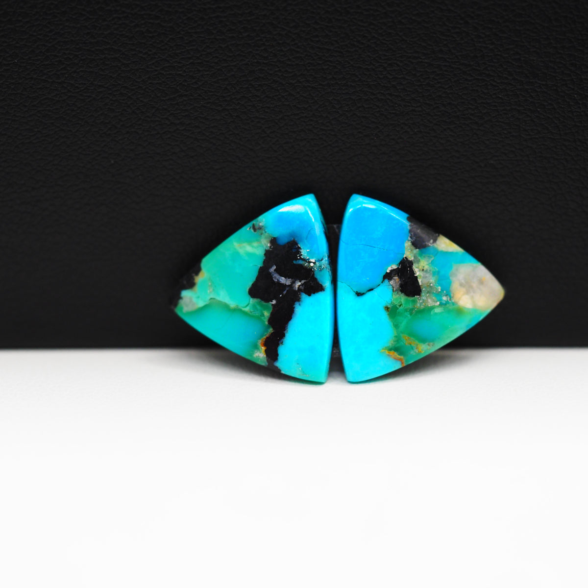 Mohave Buffalo composite pair 16x16x3mm 10ct trillion cabochon Kingman - photo 4