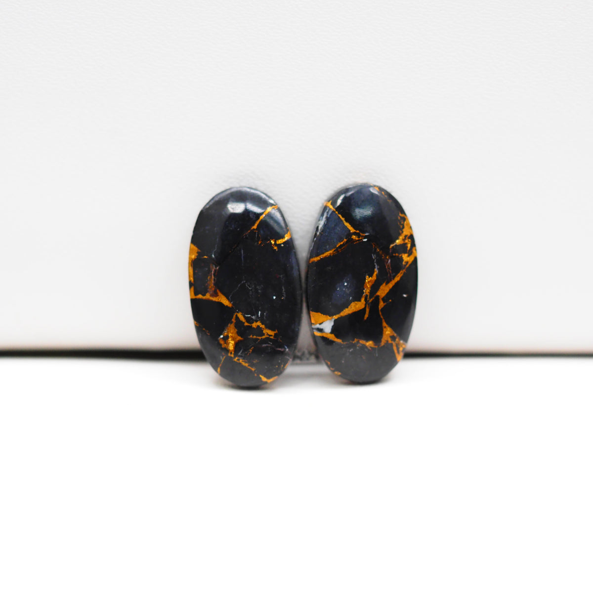 Kingman Black Buffalo Copper Composite Oval Cabochon Pair 18x11x3mm 13.5ct - black stone with bright copper veins - Pedra Gems