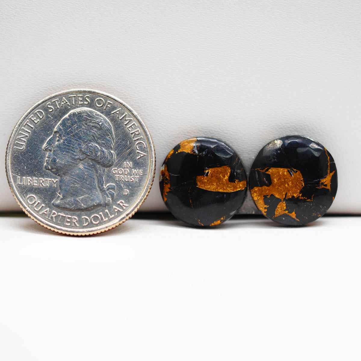Kingman Black Buffalo Copper Composite Round Cabochon Pair 15x15x3mm 13.5ct - black stone with bright copper veins - Pedra Gems