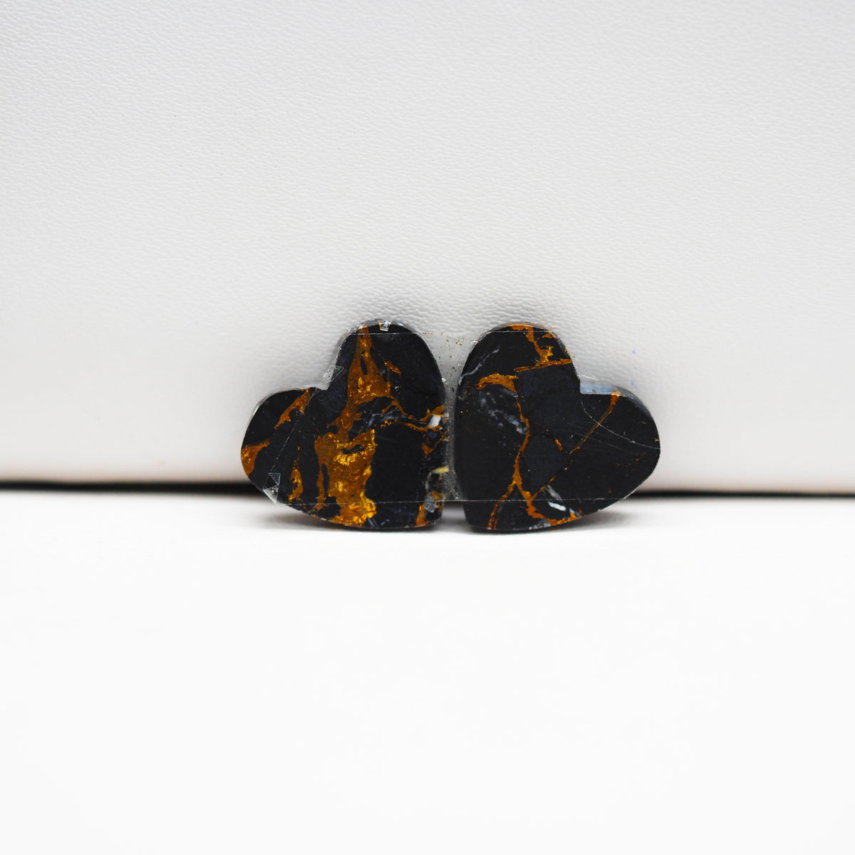 Kingman Black Buffalo Copper Composite Heart Cabochon Pair 15x15x3mm 12ct - black stone with bright copper veins - Pedra Gems