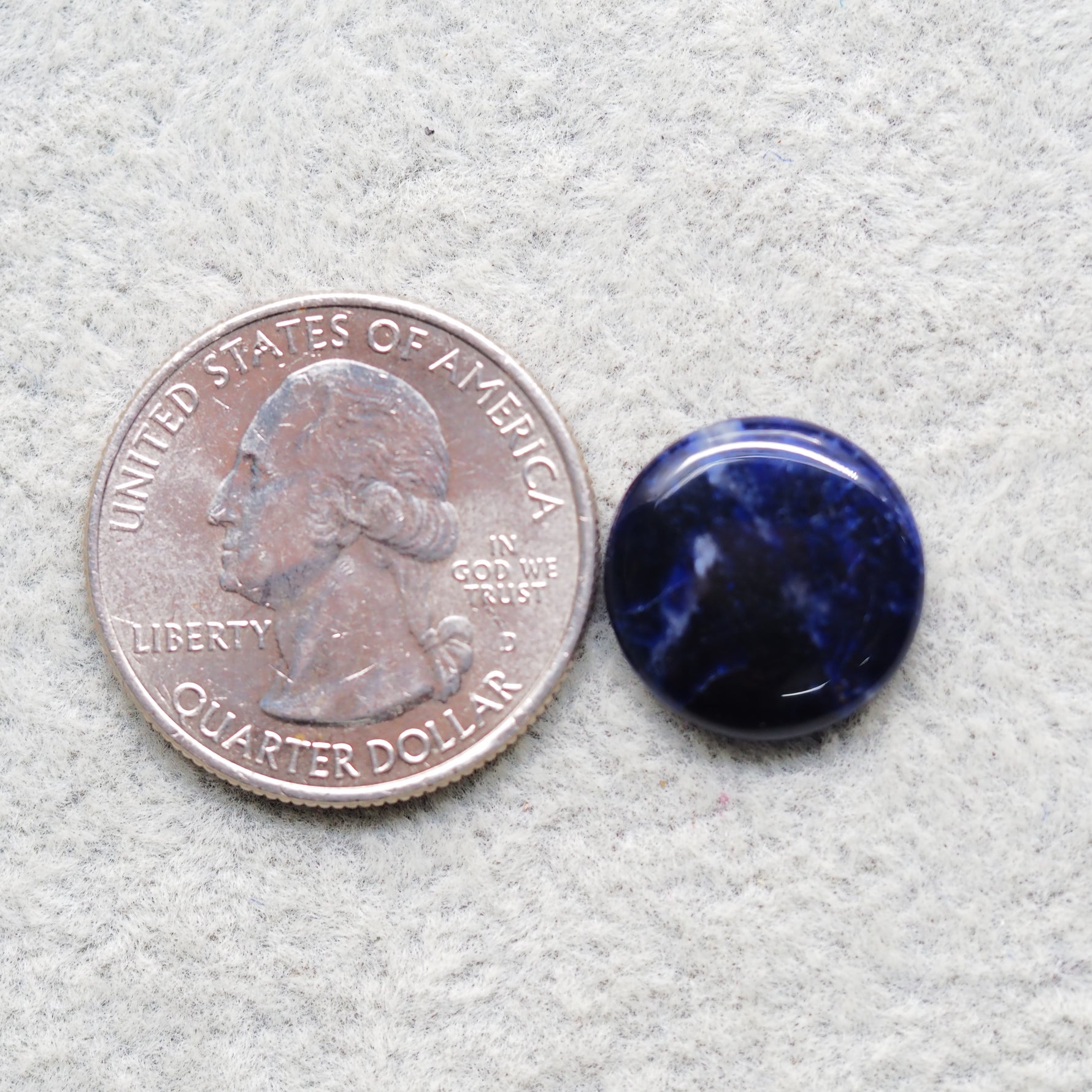 Natural Sodalite Round Cabochon 15x15mm 5ct - Royal Blue with White Calcite Veining - Pedra Gems