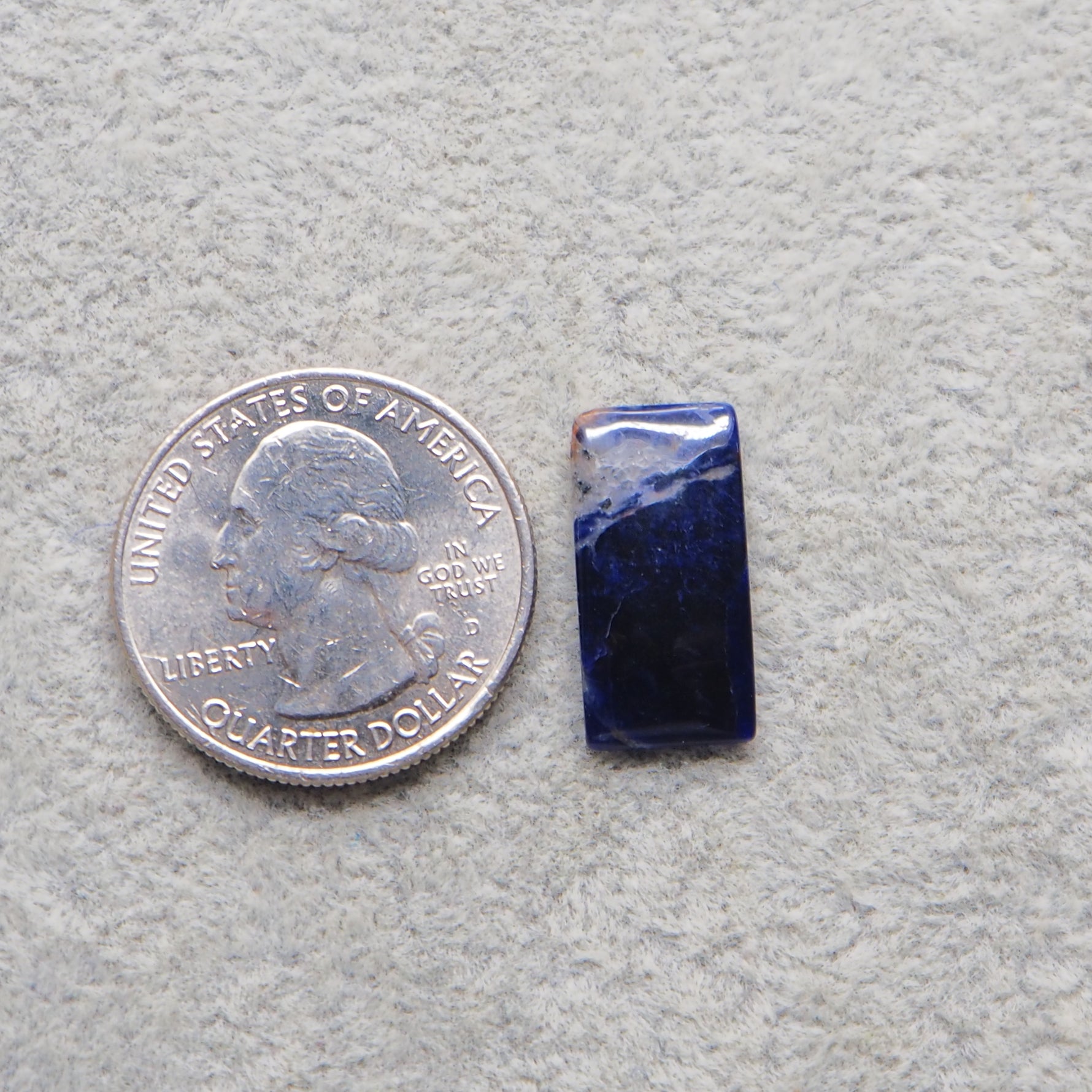 Natural Sodalite Cushion Cabochon 20x10mm 4ct - Royal Blue with White Calcite Veining - Pedra Gems