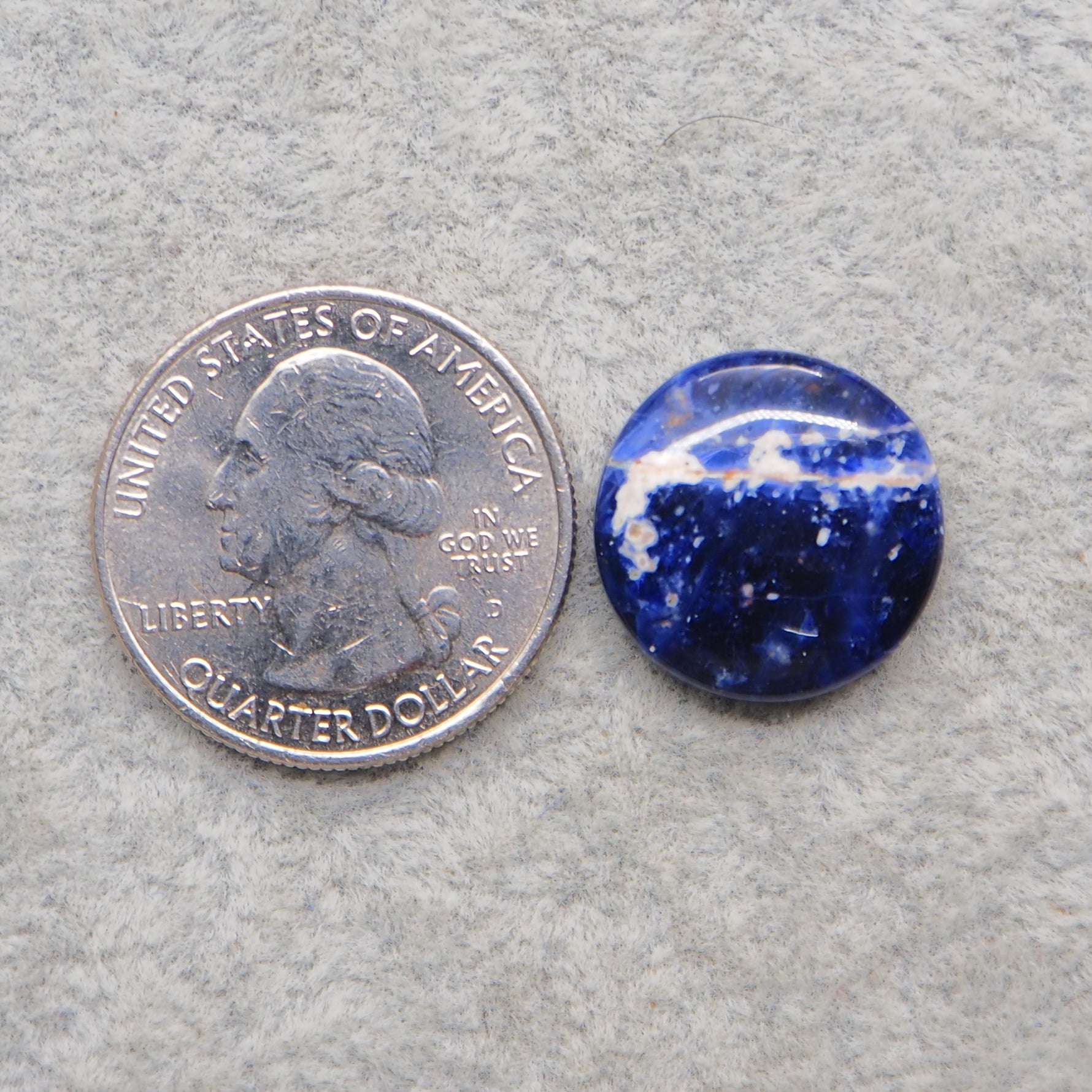 Natural Sodalite Round Cabochon 17x17mm 10ct - Royal Blue with White Calcite Veining - Pedra Gems