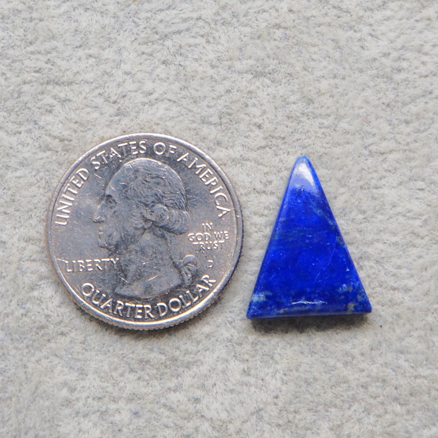 Lapis Lazuli Cabochon 20x15mm 7.5ct Trillion – Pedra Gems