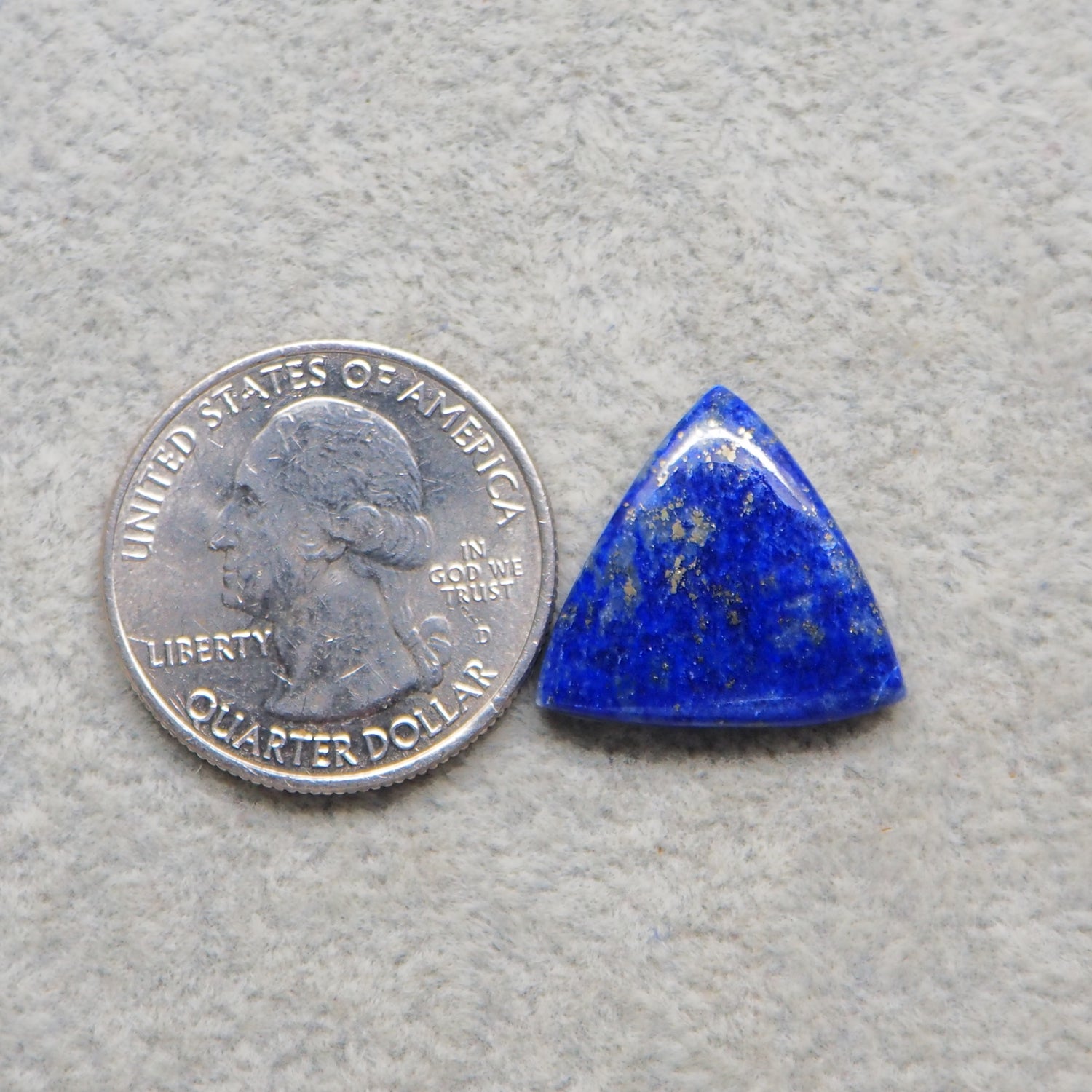 Natural Lapis Lazuli Trillion Cabochon 18x19mm 10ct – Pedra Gems One of a Kind Loose Gemstone