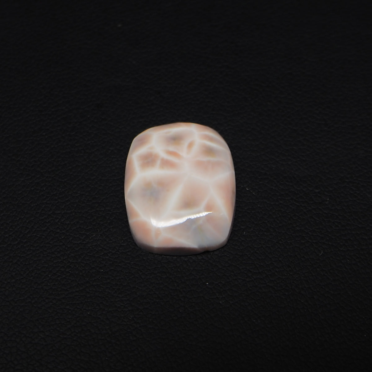 Natural Pink Natrolite (Thomsonite) Cushion Cabochon 19x14x5mm 9.5ct - view 4 - Pedra Gems