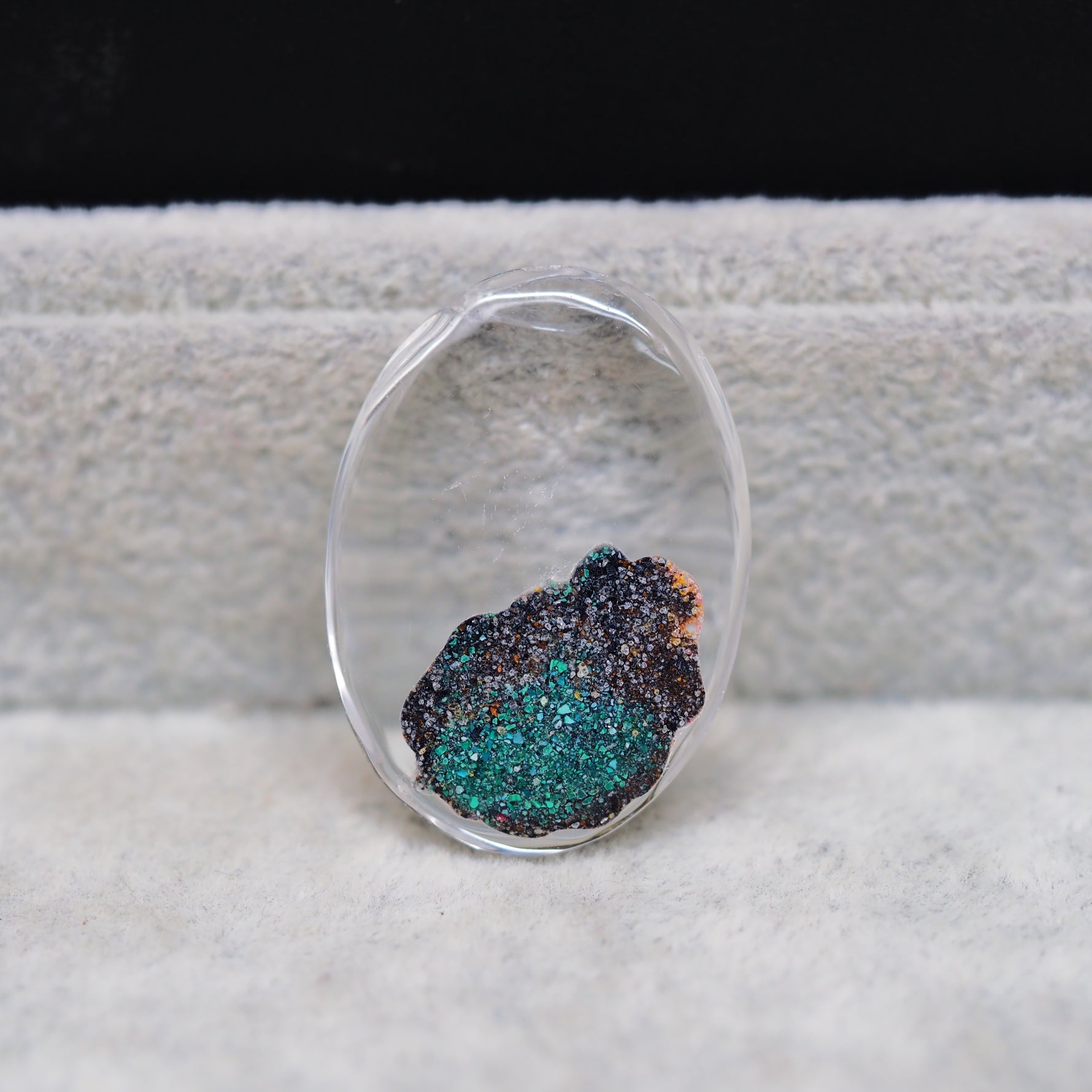 Garden quartz drill fill cabochon teal green gold mineral cluster Pedra Gems