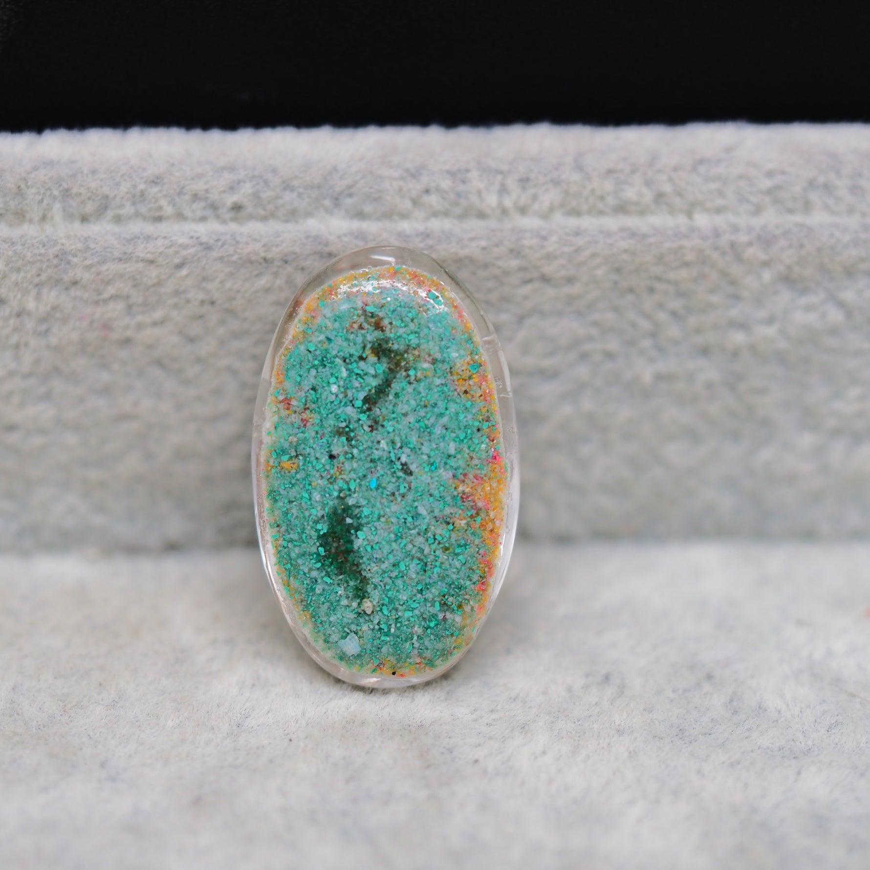 Garden quartz drill fill cabochon teal green mineral cluster deep dome Pedra Gems